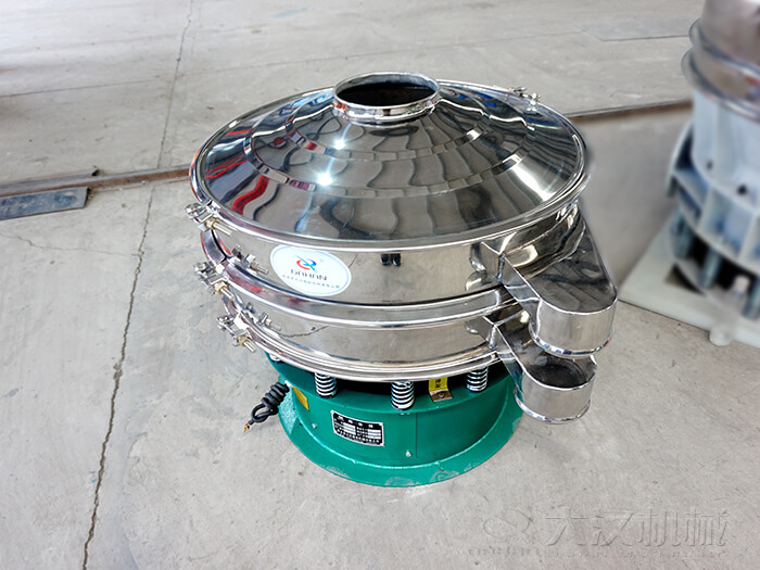 圓形旋振篩材質由:不銹鋼+碳鋼,全碳鋼,全不銹鋼三種不同材質可供選擇。