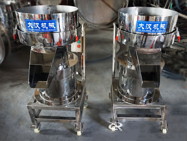 450型過濾篩機實拍：單層過濾篩過濾，多用于液體物料的使用。